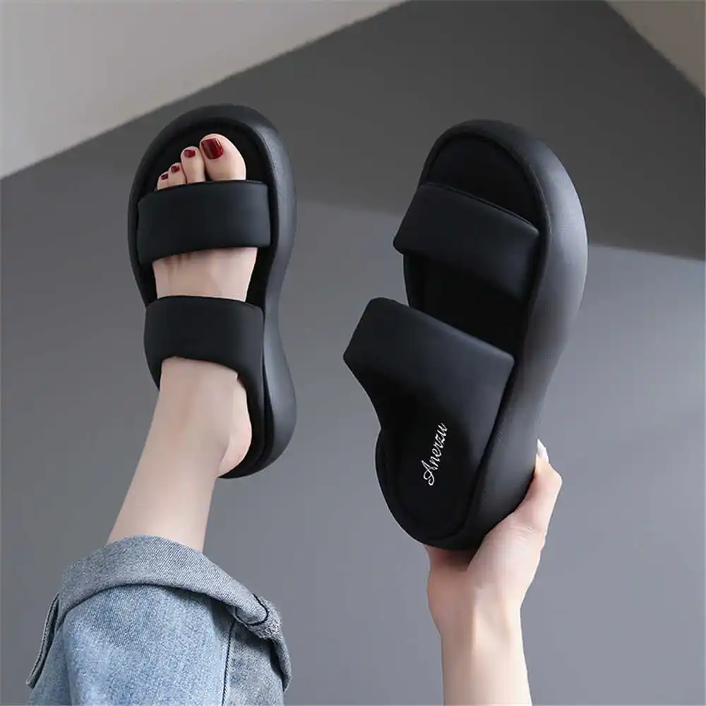 Size 39 Strips Summer Shoes Sa - đánh giá và giá Home Gym Yoga Room Ideas